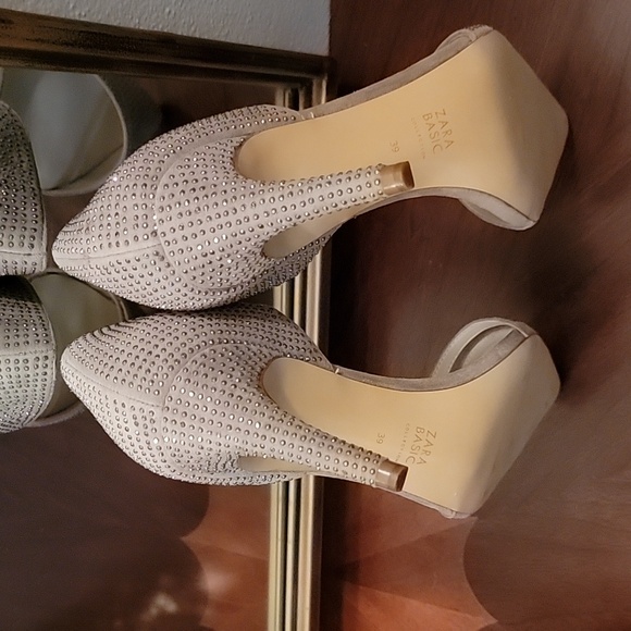 Zara Basic Collection Heels - Picture 5 of 7